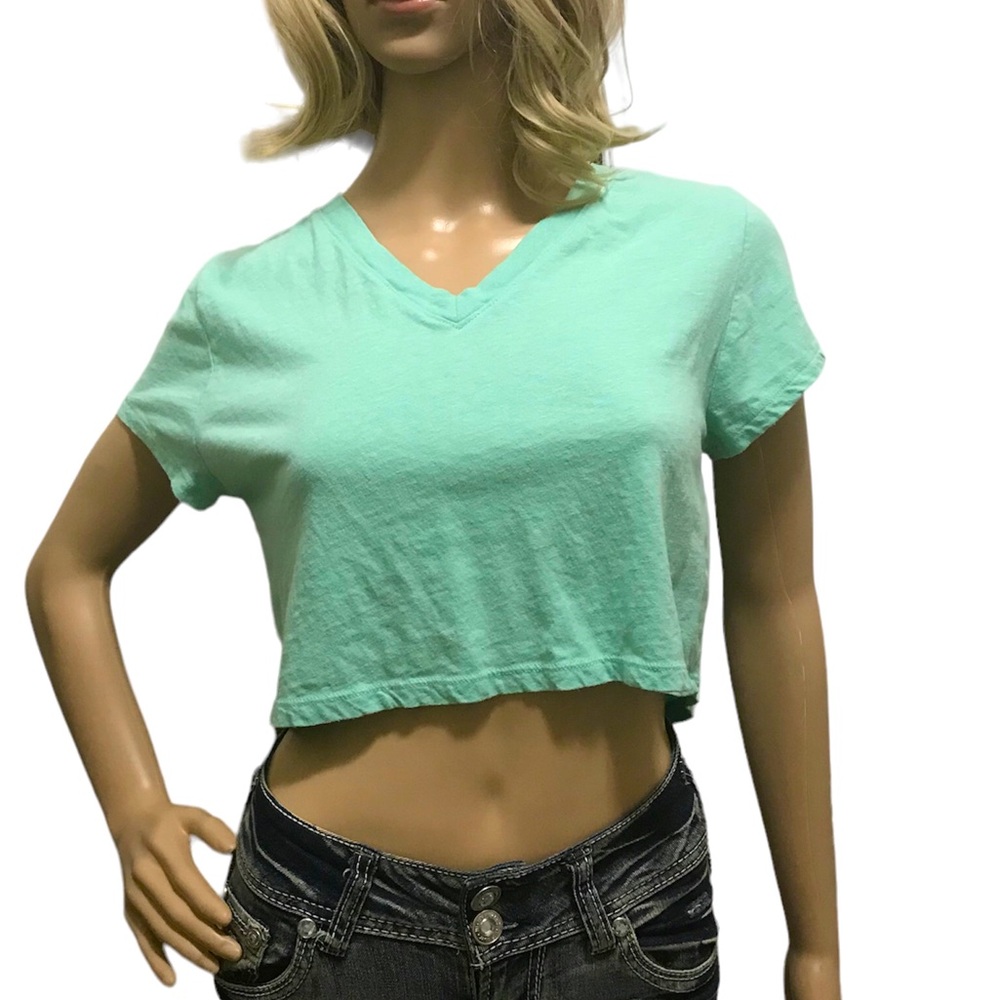 *CLEARANCE* Cute Cropped Tee